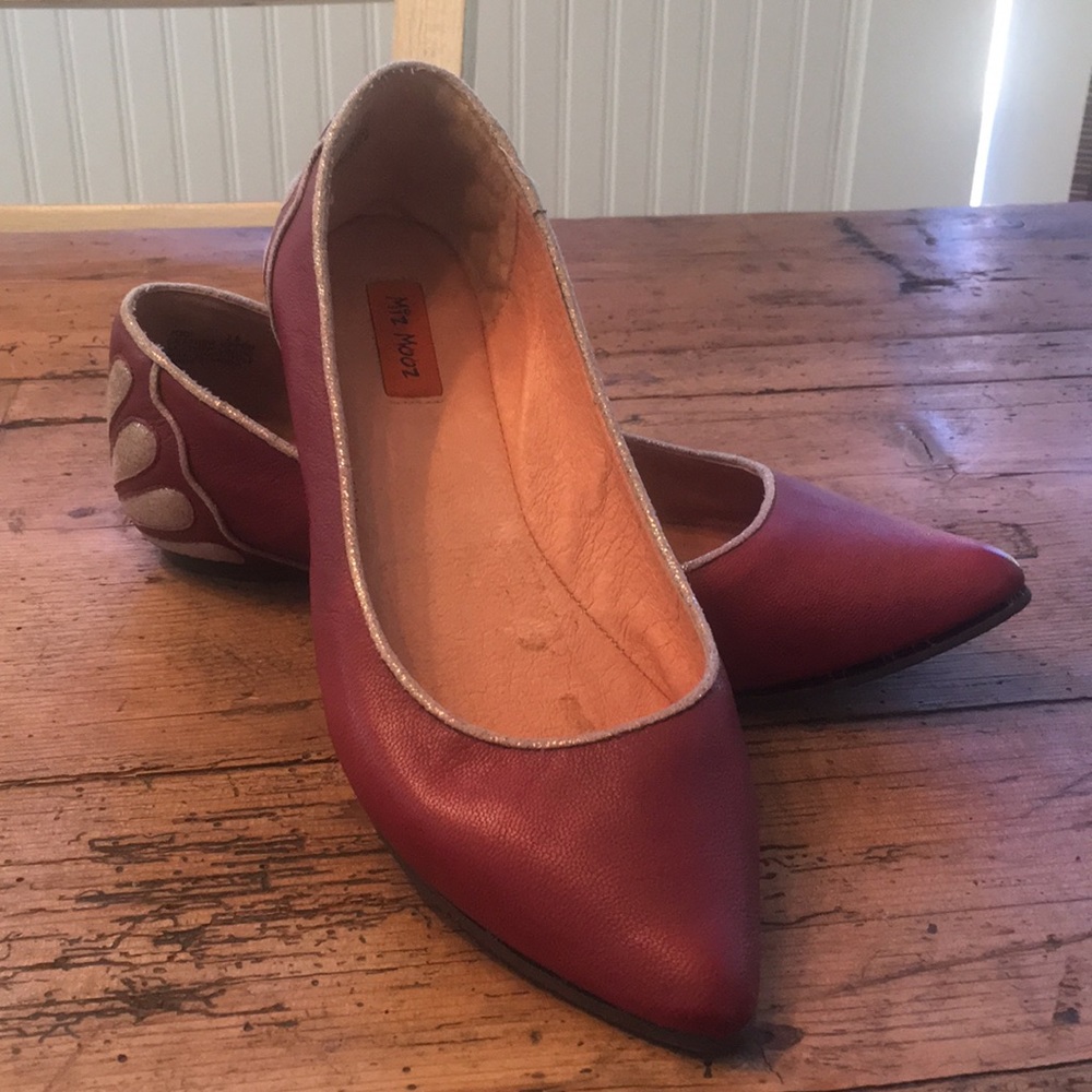 Miz Mooz Jodi Leather Flats - Never Worn